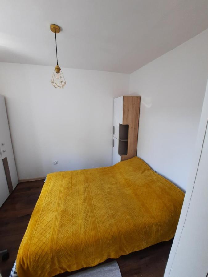 Apartament Zorzy Przy Instytucie Kardiologii Anin Apartment Warsaw Exterior photo