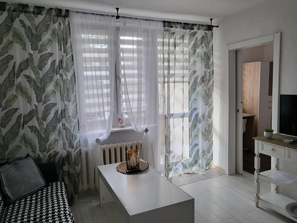 Apartament Zorzy Przy Instytucie Kardiologii Anin Warsaw Exterior photo
